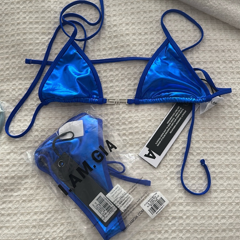I AM GIA BIKINI